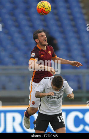 Rome, Italie. 29 novembre, 2015. Football / Soccer : Ligue Italienne SERIE A. 14° MATCH ROMA VS ATALANTA au stade olympique de la ville de Rome, Italie. Crédit : marco iacobucci/Alamy Live News Banque D'Images