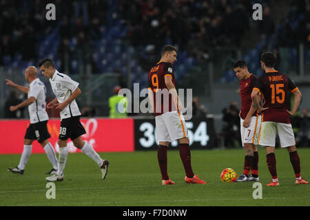 Rome, Italie. 29 novembre, 2015. Football / Soccer : Ligue Italienne SERIE A. 14° MATCH ROMA VS ATALANTA au stade olympique de la ville de Rome, Italie. Crédit : marco iacobucci/Alamy Live News Banque D'Images