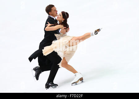 Nagano, au Japon. 28 Nov, 2015. Ekaterina Bobrova et Dmitri Soloviev (RUS) Figure Skating : ISU Grand Prix of Figure Skating Trophée NHK 2015 Danse sur glace danse court à grand chapeau à Nagano, au Japon . © AFLO/Alamy Live News Banque D'Images