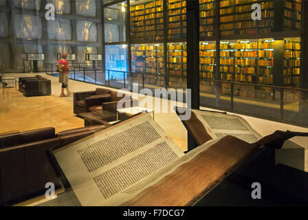 Bible de Gutenberg à la Beinecke Rare Book and Manuscript Library de Yale New Haven Banque D'Images