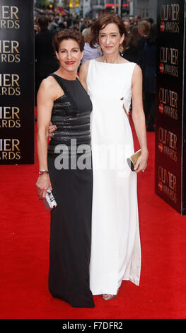 Apr 12, 2015 - Londres, Angleterre, Royaume-Uni - Tamsin Greig et Haydn Gwynne assistant à l'Olivier Awards 2015, Royal Opera House, Covent Banque D'Images