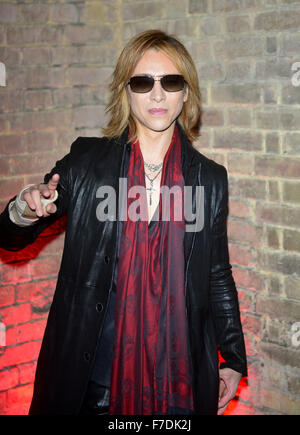 Yoshiki au Classic Rock Roll of Honour 2015 au Roundhouse le 11 novembre 2015 à Londres, Englan Banque D'Images