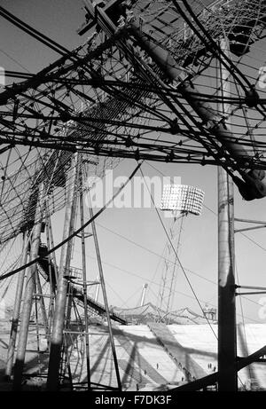 Le Parc olympique de Munich, site des Jeux Olympiques 1972, en construction. Das Münchner Olympiastadion während der Nadig, 1971 Banque D'Images