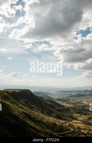 Vue sur paysage près de Lalibela, Ethiopie au crépuscule Banque D'Images