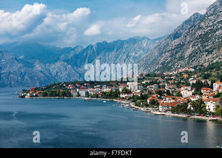 Ville côtière de Kotor, baie de Kotor, Monténégro Banque D'Images