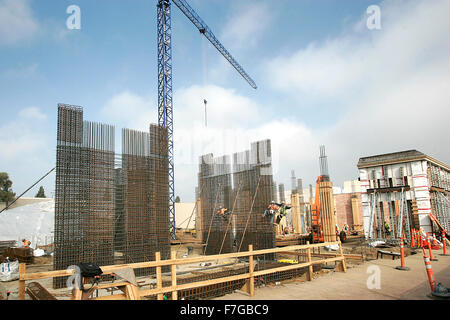 Napa, CA, USA. 23 Nov, 2015. Une forêt de barres d'armature a vu le jour sur le site de l'Archer sur le développement de l'hôtel First Street dans le centre-ville de Napa. © Napa Valley Inscription/ZUMA/Alamy Fil Live News Banque D'Images