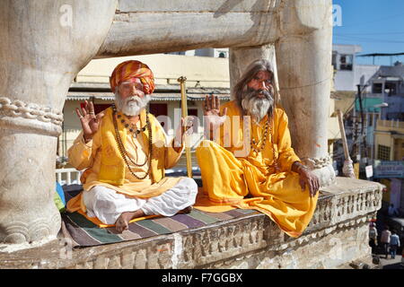 Portrait de Sadhu, saint homme hindou de l'Inde, Udaipur, Inde Banque D'Images