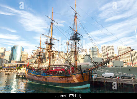 S'efforcer dans le port de Sydney au National Maritime Museum Banque D'Images