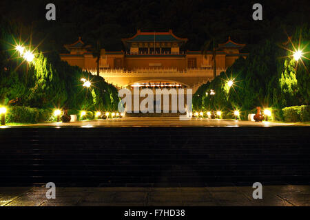 Vue de la nuit de musée national du Palais, Taipei, Taiwan Banque D'Images