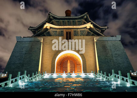 Chiang Kai-Shek Memorial Hall de nuit, Taipei, Taiwan Banque D'Images