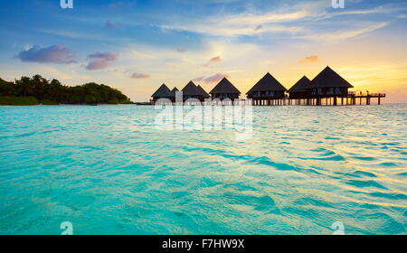 Coucher du soleil à Îles Maldives Banque D'Images