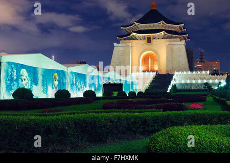 Chiang Kai-Shek Memorial Hall de nuit, Taipei, Taiwan Banque D'Images