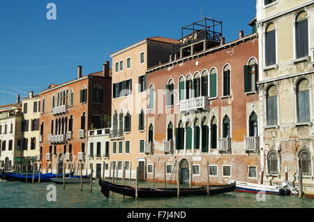 Venise, Italie, Palazzetto Tiepolo, Grand Canal Banque D'Images