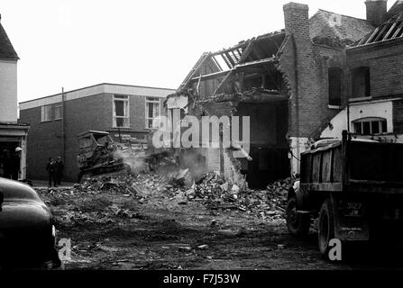 Bâtiments de Bradford Street d'être démoli en 1966, Shifnal, Shropshire. Banque D'Images