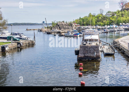 Bateaux amarrés Kristiansand Norvège Banque D'Images