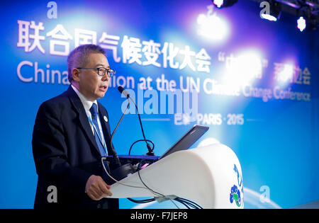 Paris, France. 1er décembre 2015. L'administrateur en chef de la Chine négociateur climatique Su Wei héberge la Chine-ADB La coopération sur le changement climatique Activité parallèle en marge de la 2015 Conférence des Nations Unies sur les changements climatiques (COP 21) à Le bourget sur la banlieue nord de Paris, France, le 1 décembre, 2015. La Chine travaillera en étroite collaboration avec la Banque asiatique de développement (BAD) à l'égard de ses émissions de dioxyde de carbone (CO2) des objectifs de réduction des émissions © Xinhua/Alamy Live News Banque D'Images