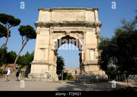 Italie, Rome, Forum romain, arc de Titus Banque D'Images