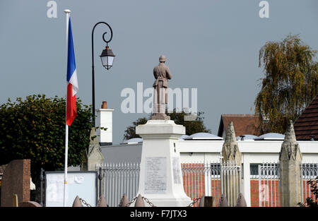 Ranville, première ville libérée,de France,Monument aux morts dans le cimetière,Calvados,Normandie,France,WWII Banque D'Images