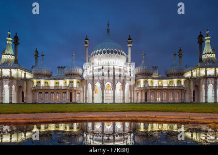 Soirée au Royal Pavilion à Brighton, East Sussex, Angleterre. Banque D'Images