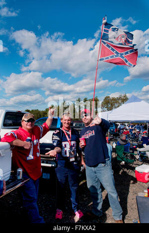 Parti de hayon avant New England Patriots jouer dans Dallas Cowboys NFL football match au Stade Gillette, l'accueil de Super Bowl champs, New England Patriots, le 16 octobre 2011, Foxborough, Boston, MA Banque D'Images