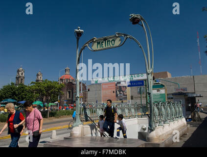 La station de métro Bellas Artes dans le parc Alameda, Mexico, Mexique Banque D'Images