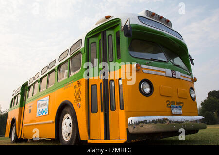 Rosa Parks bus restauré sam en Décembre 1, 1955 à partir de Montgomery en Alabama sur Cleveland Avenue, est perçue à Washington, D.C., National Mall, pour le 50e anniversaire de la Marche sur Washington et Martin Luther King I Have A Dream Speech Banque D'Images