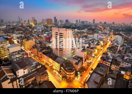 Bangkok ville, vue depuis le Grand China Princess Hotel au coucher du soleil, Bangkok, Thaïlande Banque D'Images