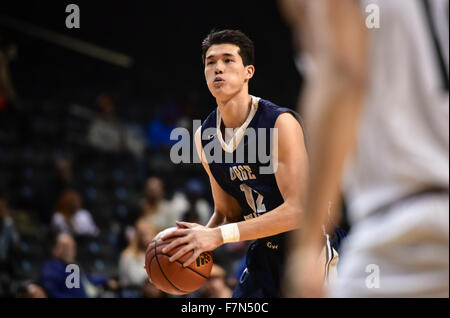 Brooklyn, New York City, USA. 28 Nov, 2015. Yuta Watanabe (George Washington) : NCAA de basket-ball de NCAA Barclays Center Classic Championship match entre George Washington Colonials 56-61 Cincinnati Bearcats au Barclays Center de Brooklyn, New York, United States . © Hiroaki Yamaguchi/AFLO/Alamy Live News Banque D'Images