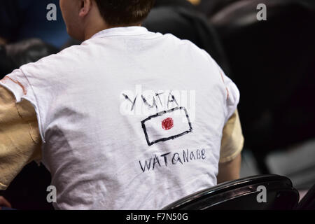 Brooklyn, New York City, USA. 28 Nov, 2015. Fans de Yuta Watanabe : NCAA de basket-ball de NCAA Barclays Center Classic Championship match entre George Washington Colonials 56-61 Cincinnati Bearcats au Barclays Center de Brooklyn, New York, United States . © Hiroaki Yamaguchi/AFLO/Alamy Live News Banque D'Images