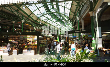 Quartier les étals du marché, Londres, Angleterre, Royaume-Uni. Banque D'Images