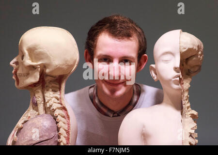 Edinburgh, Royaume-Uni. 2e décembre. Exposition met en évidence l'anatomie du corps et l'extérieur. L'Université d'édimbourg afficher une remarquable pièce highlinting détails des poumons humains. Photo Doug Stevens commissaire de l'exposition. Pako Mera/Alamy Live News. Banque D'Images