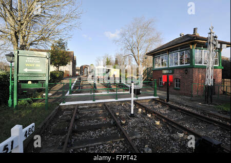 Isfield gare qui fait partie de la ligne de chemin de fer Ligne Lavande préservés dans l'East Sussex UK Banque D'Images