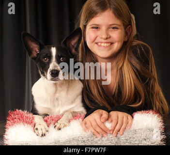 Fille et son chien Banque D'Images