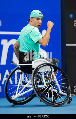 Londres, Royaume-Uni. 09Th Dec, 2015. Andy Lapthorne de Grande-bretagne célèbre gagner un jeu contre David Wagner, de l'USA dans le Masters de tennis en fauteuil roulant de NEC au Lee Valley et le hockey Tennis Centre, Queen Elizabeth Olympic Park, Londres, Royaume-Uni le 2 décembre 2015. Credit : Brandon Griffiths/Alamy Live News Banque D'Images