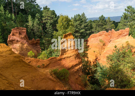 La France, Vaucluse, village de Roussillon (Luberon), l'un des plus beaux village de France, le Sentier des Ocres, l'ocre Banque D'Images