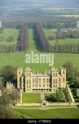 Une vue aérienne de Hardwick Hall, Derbyshire. Le Hardwick estate est fait de superbes maisons et de beaux paysages. Banque D'Images