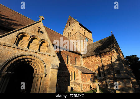 L'église de St Laurent à Château en hausse, Norfolk, Angleterre, Royaume-Uni. Banque D'Images