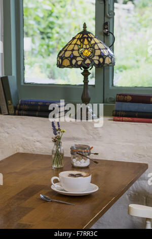 Le salon de thé de mûrier à Bateman's, East Sussex. Banque D'Images