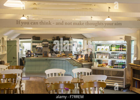 Le salon de thé de mûrier à Bateman's, East Sussex. Banque D'Images