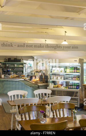 Le salon de thé de mûrier à Bateman's, East Sussex. Banque D'Images