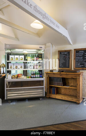 Le salon de thé de mûrier à Bateman's, East Sussex. Banque D'Images