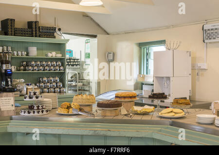 Le salon de thé de mûrier à Bateman's, East Sussex. Banque D'Images