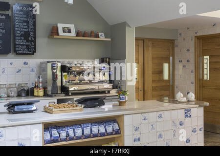 La cuisine Le Jardin Cafe à Packwood House, Warwickshire. Banque D'Images