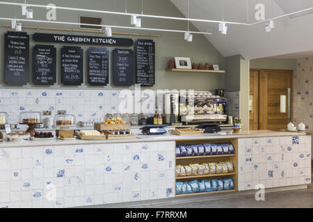 La cuisine Le Jardin Cafe à Packwood House, Warwickshire. Banque D'Images