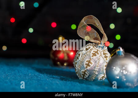 Décorations de Noël de contre-feux axée sur noir Banque D'Images