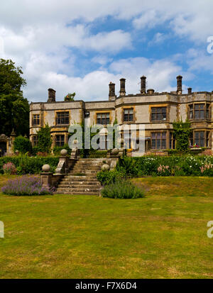 L'extérieur de l'hôtel de Thornbridge une maison de campagne près de Great Longstone Derbyshire Dales England UK Peak District Banque D'Images