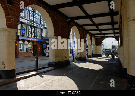 Passage couvert, Bridgnorth Town Hall Banque D'Images