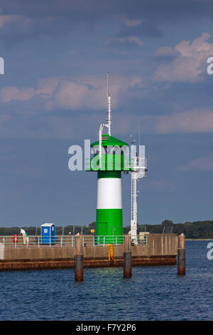 / Nordmolefeuer Nordmole phare Travemünde, Travemünde, ville hanséatique de Lübeck / Luebeck, Allemagne Banque D'Images