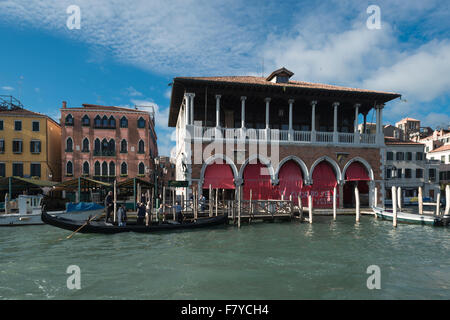 Campo della Pescaria, marché aux poissons, Pescheria, 1909, néo-gothique, Grand Canal, Cannaregio, Venise, Vénétie, Italie Banque D'Images