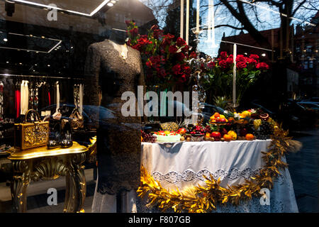 Magasin de luxe, Dolce & Gabbana, magasin de mode dans la rue Parizska Prague shopping, vieille ville, République tchèque Banque D'Images